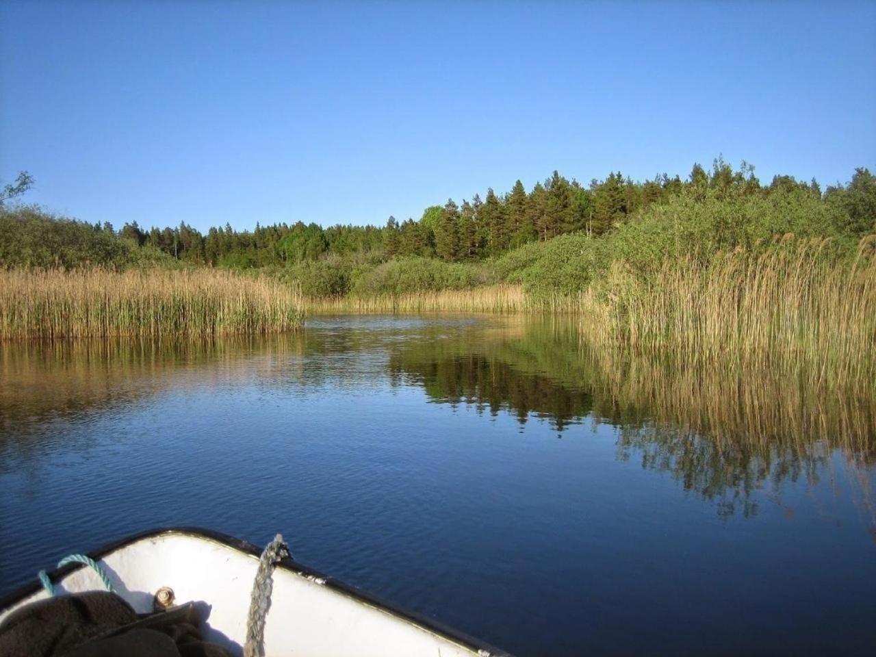 Ferienhaus In Malilla Boote Sauna See Zewnętrze zdjęcie